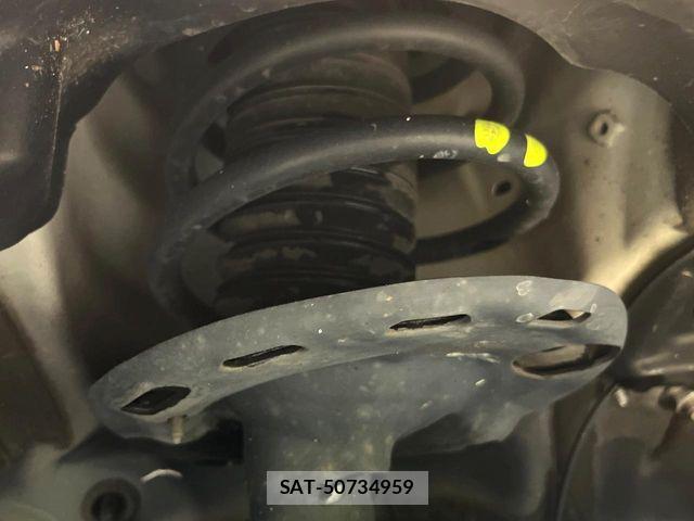 Toyota VOXY 2017-02 6678697-19