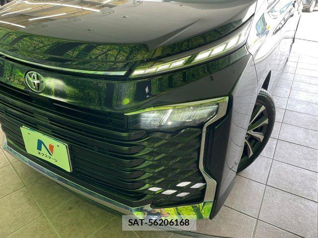 Toyota VOXY 2024-07 6678672-13