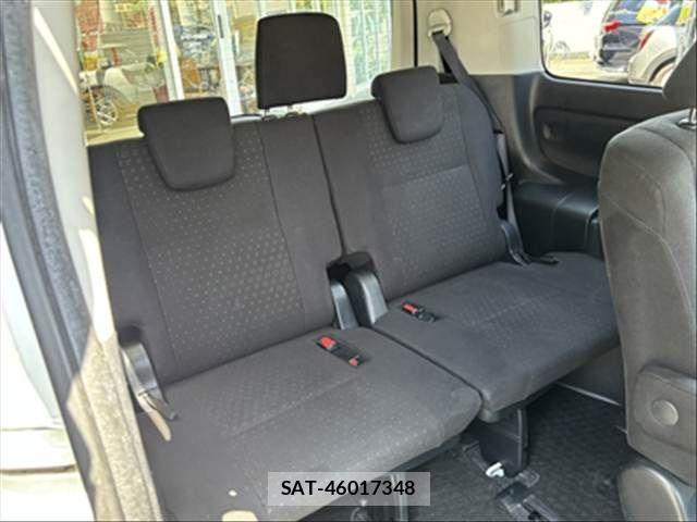 Toyota VOXY 2015-07 6678707-22