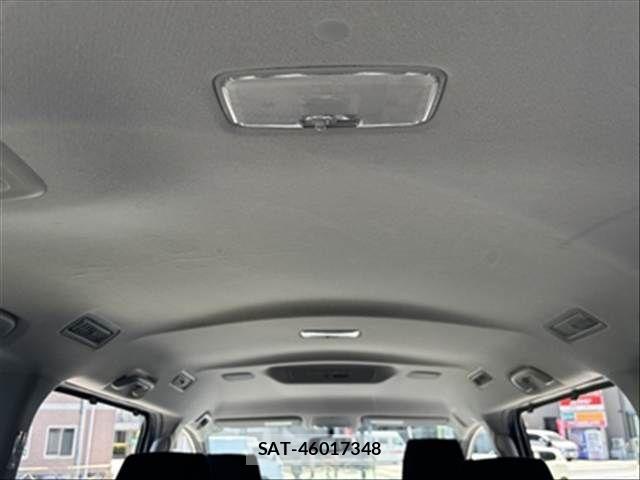 Toyota VOXY 2015-07 6678707-28