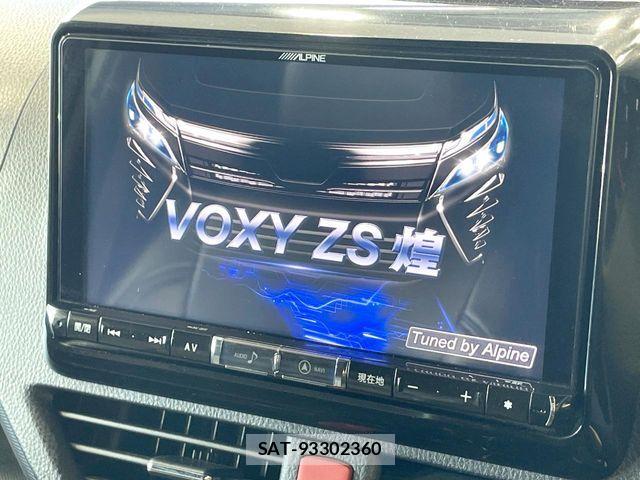 Toyota VOXY 2019-04 6678689-3