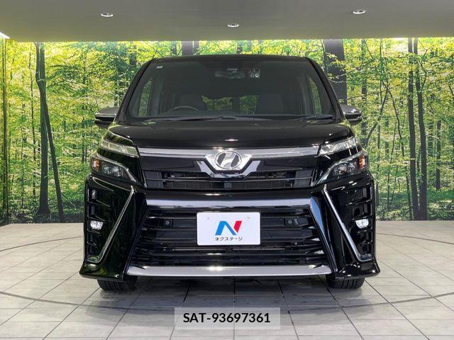Toyota VOXY 2020-06 6678680-13