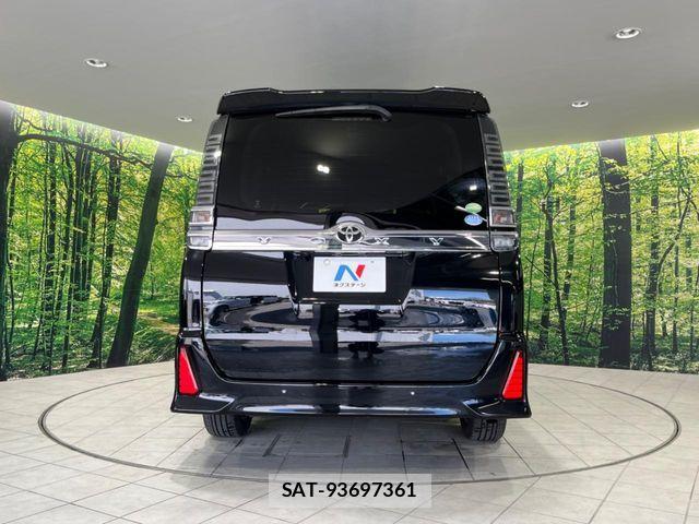Toyota VOXY 2020-06 6678680-14