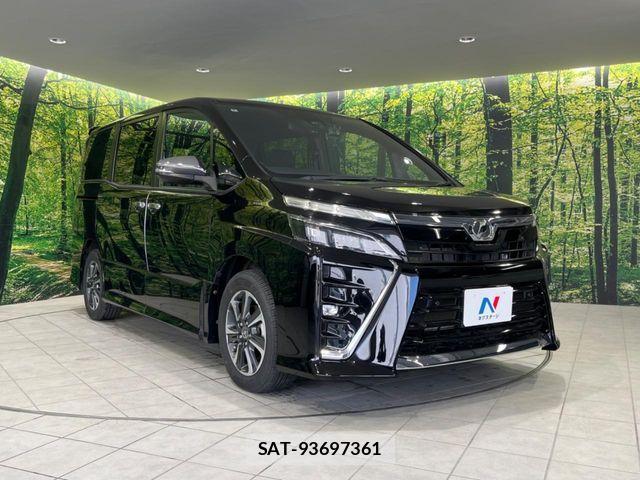 Toyota VOXY 2020-06 6678680-15