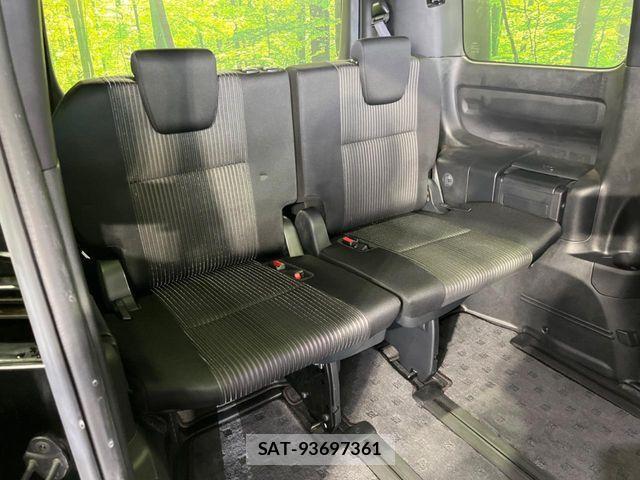Toyota VOXY 2020-06 6678680-8