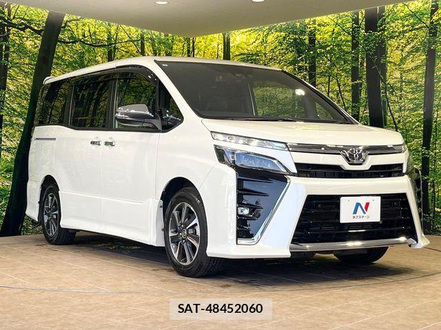 Toyota VOXY 2021-01 6678685-16