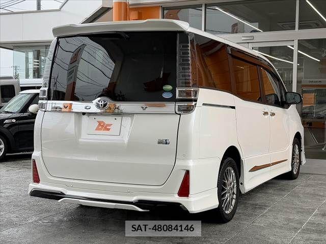 Toyota VOXY 2021-01 6678675-14