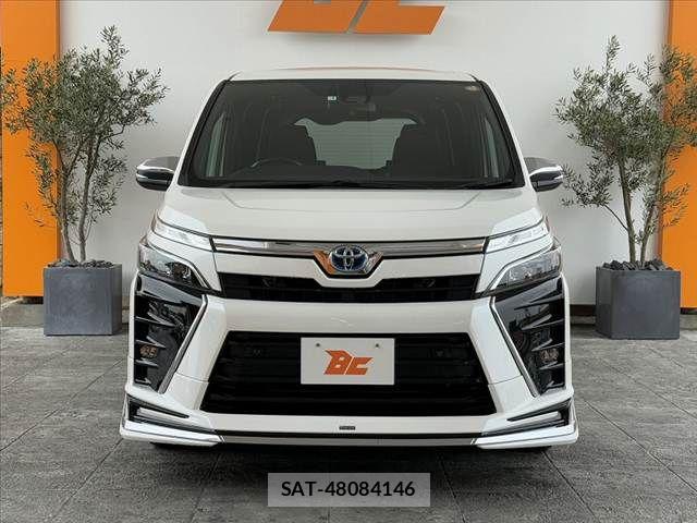 Toyota VOXY 2021-01 6678675-8