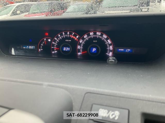 Toyota VOXY 2009-08 6678712-20