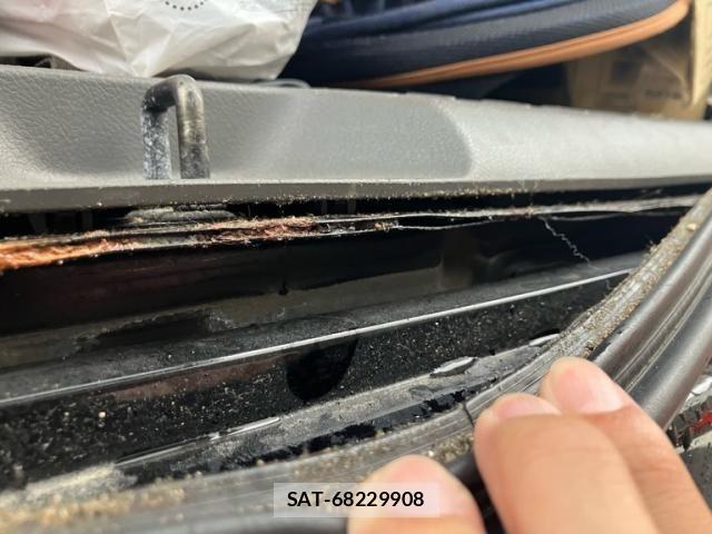 Toyota VOXY 2009-08 6678712-24