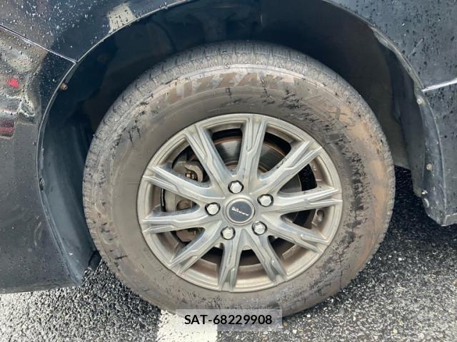 Toyota VOXY 2009-08 6678712-5