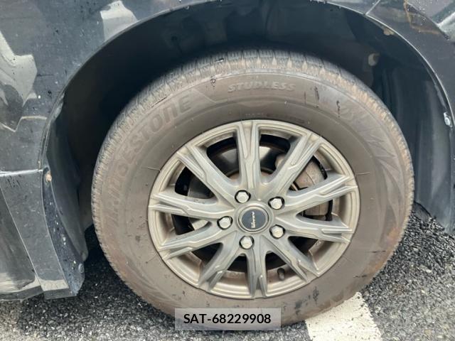 Toyota VOXY 2009-08 6678712-8