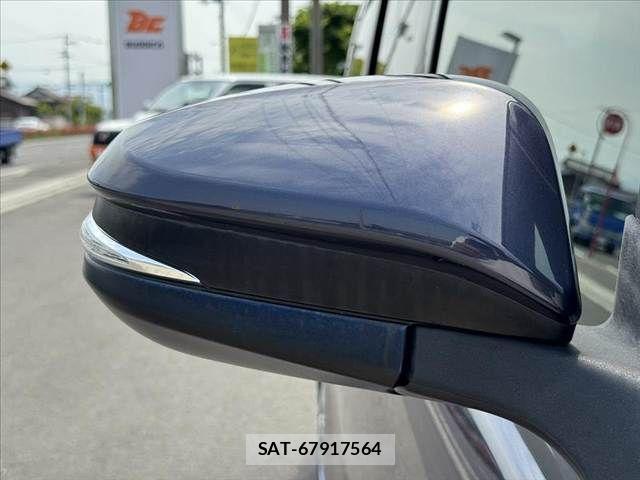 Toyota VOXY 2015-01 6678704-29