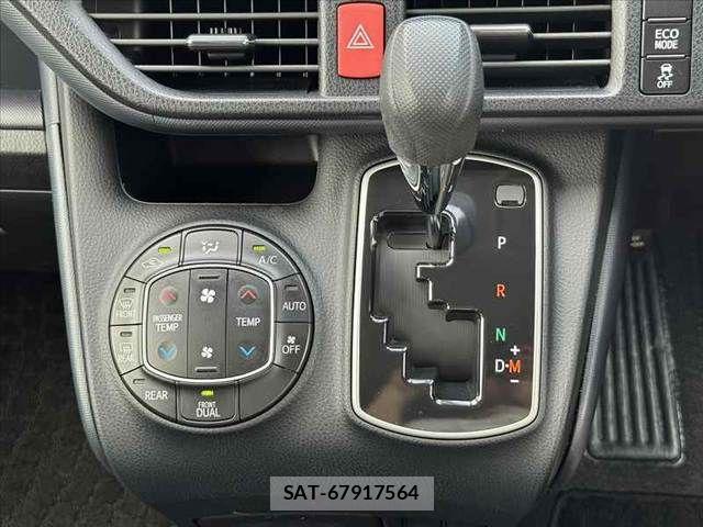 Toyota VOXY 2015-01 6678704-5