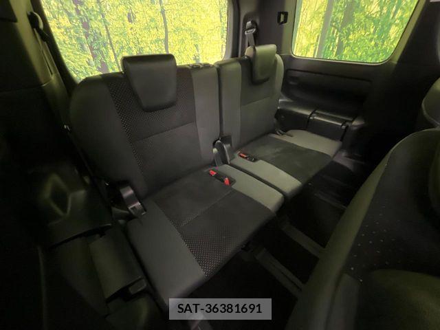 Toyota VOXY 2020-11 6678681-10