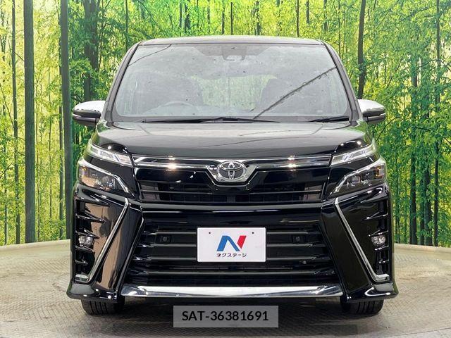 Toyota VOXY 2020-11 6678681-14