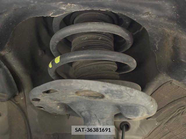 Toyota VOXY 2020-11 6678681-19