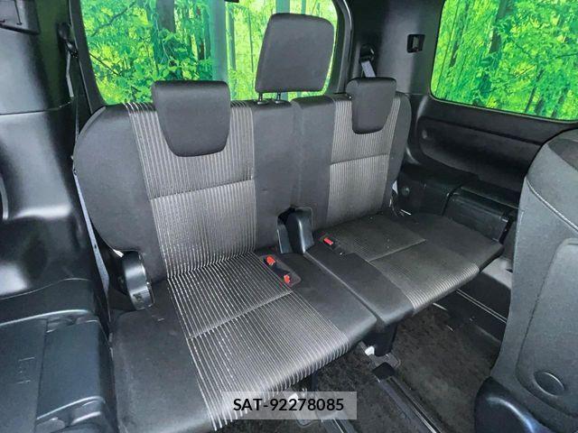 Toyota VOXY 2018-06 6678696-9
