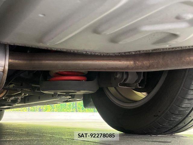 Toyota VOXY 2018-06 6678696-19