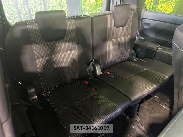 Toyota VOXY 2020-10 6678688-9