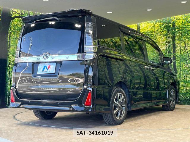 Toyota VOXY 2020-10 6678688-17