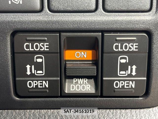 Toyota VOXY 2020-10 6678688-4