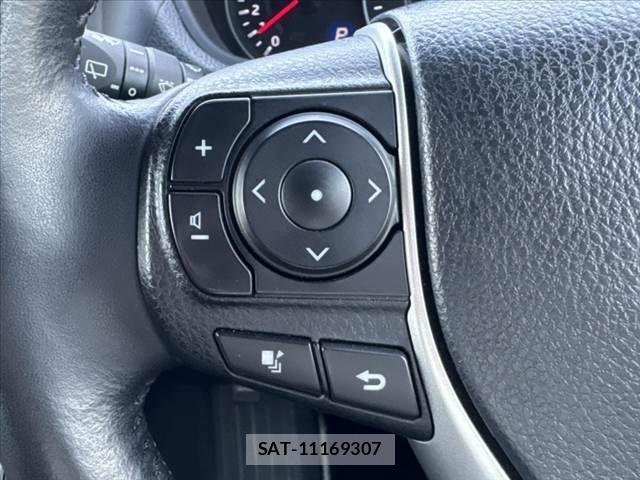Toyota VOXY 2020-03 6678690-28