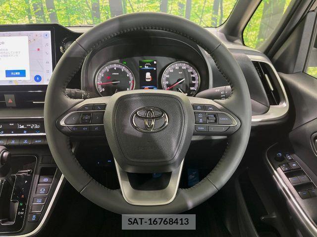 Toyota VOXY 2025-05 6684067-10
