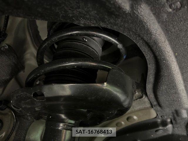 Toyota VOXY 2025-05 6684067-19