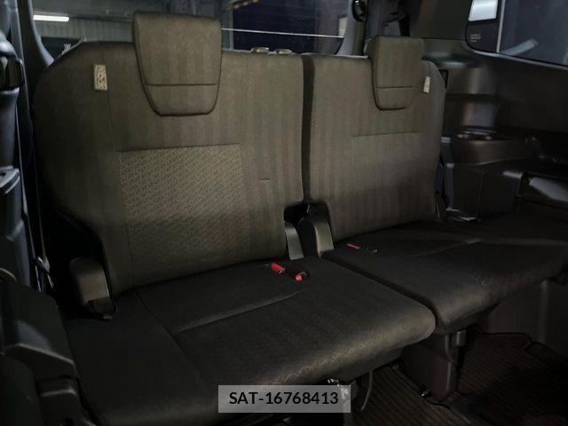 Toyota VOXY 2025-05 6684067-8