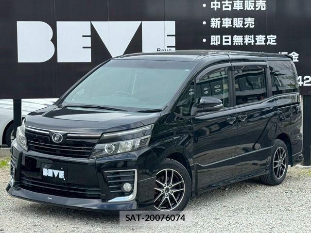 Toyota VOXY 2014-04 6682952-0