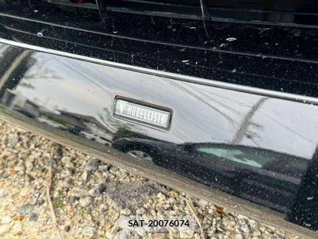 Toyota VOXY 2014-04 6682952-4