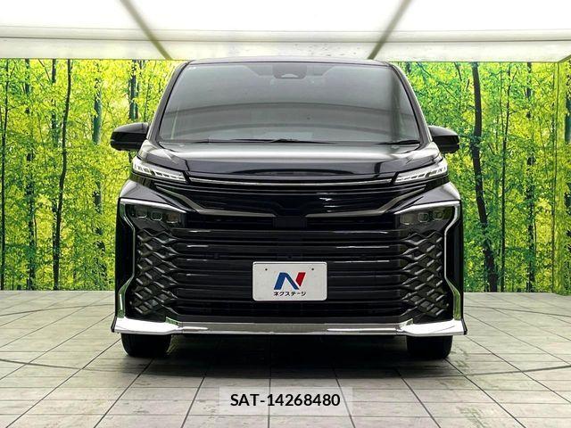 Toyota VOXY 2024-06 6682950-13