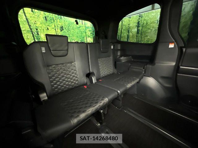 Toyota VOXY 2024-06 6682950-8