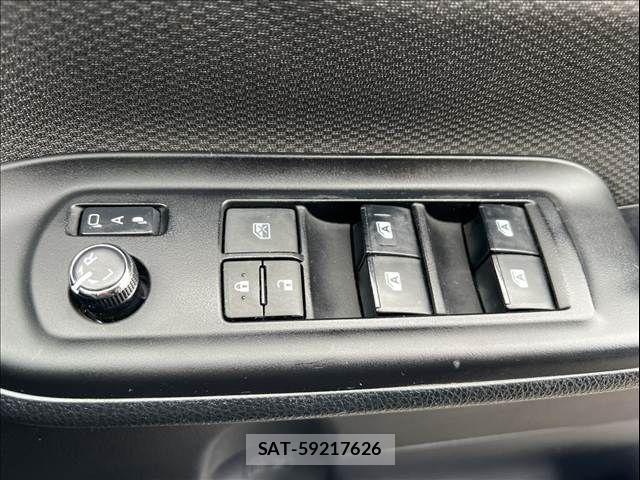 Toyota VOXY 2018-07 6691339-27