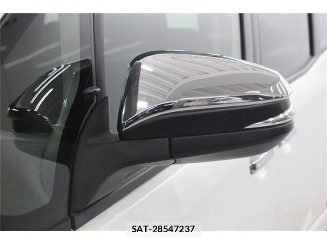 Toyota VOXY 2015-11 6691340-16