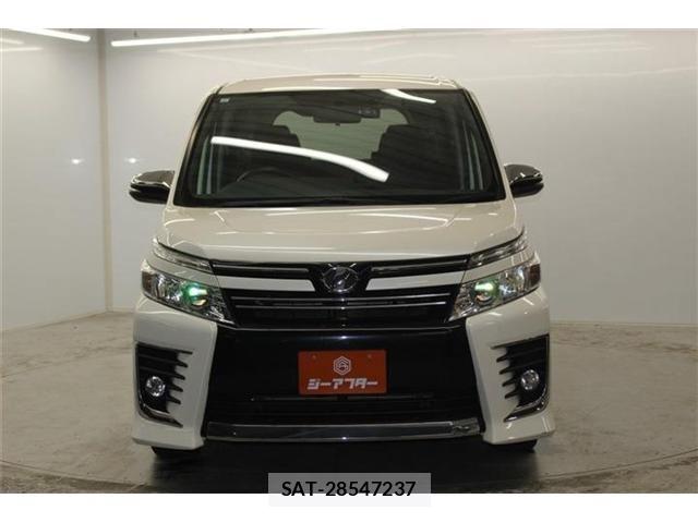 Toyota VOXY 2015-11 6691340-1