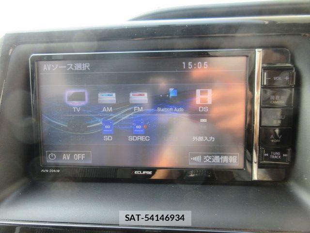 Toyota VOXY 2015-04 6717727-13