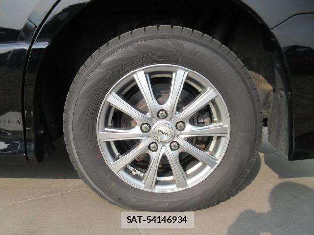 Toyota VOXY 2015-04 6717727-8