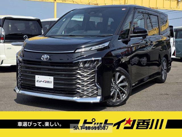 Toyota VOXY 2023-02 6717707-0