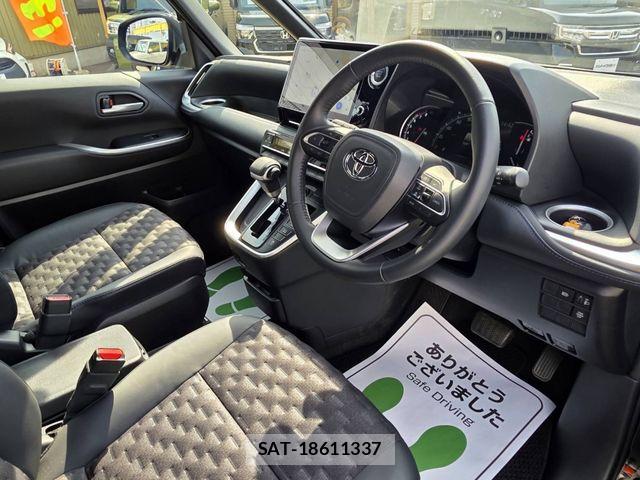 Toyota VOXY 2023-02 6717707-9