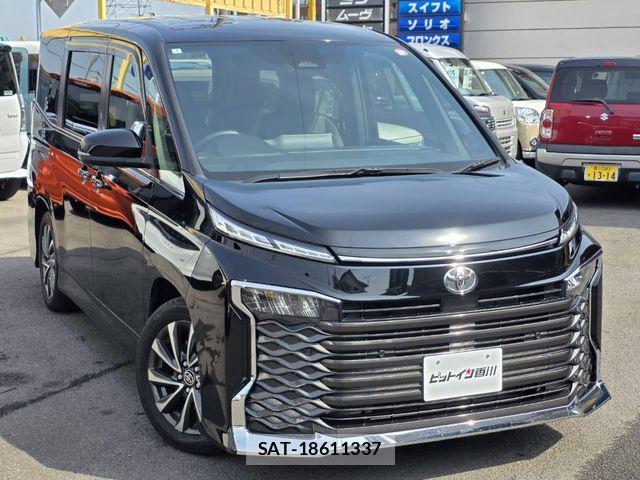 Toyota VOXY 2023-02 6717707-2