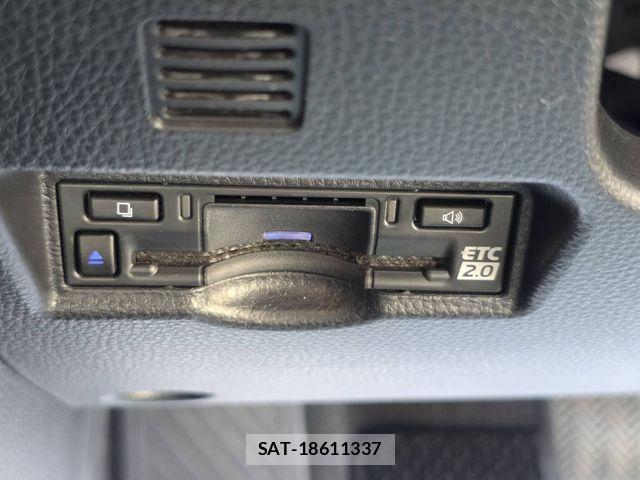 Toyota VOXY 2023-02 6717707-29
