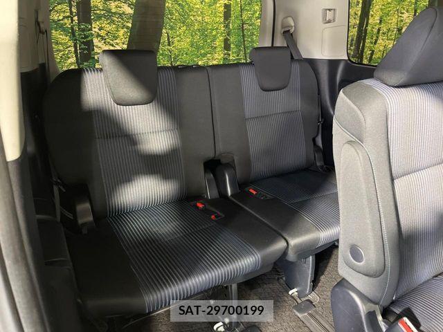 Toyota VOXY 2015-07 6717715-9
