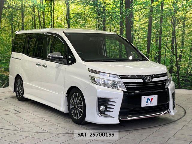 Toyota VOXY 2015-07 6717715-16