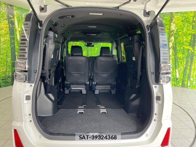 Toyota VOXY 2019-06 6717709-10
