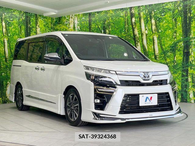 Toyota VOXY 2019-06 6717709-16