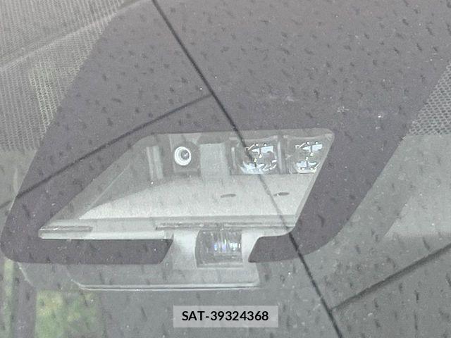 Toyota VOXY 2019-06 6717709-2