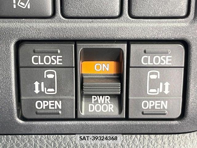 Toyota VOXY 2019-06 6717709-6