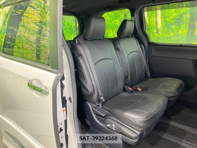 Toyota VOXY 2019-06 6717709-8